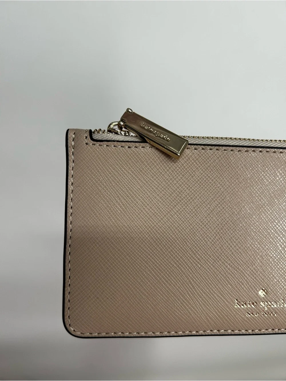 Kate Spade Gold Logo Warm Taupe Crossgrain Leather Zip Up Coin Purse Wallet